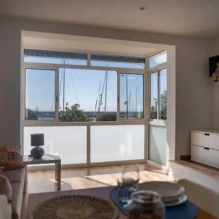 Seaview Port Apartment *